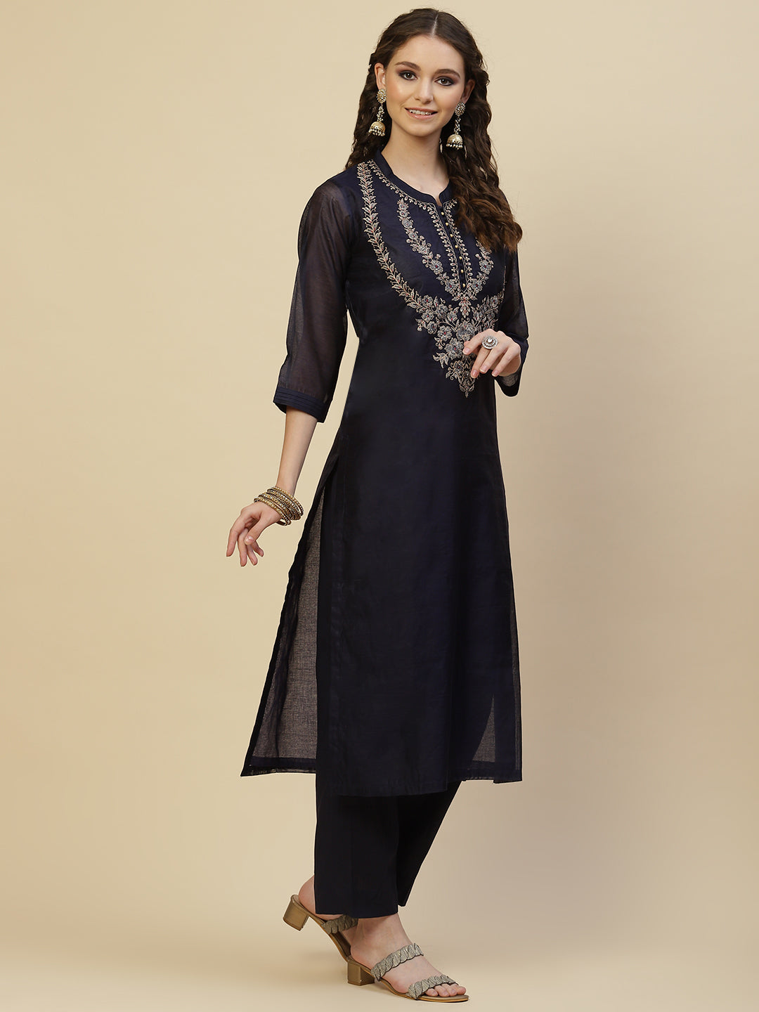 Resham Neck Embroidered Chanderi Kurta With Pants &amp; Dupatta