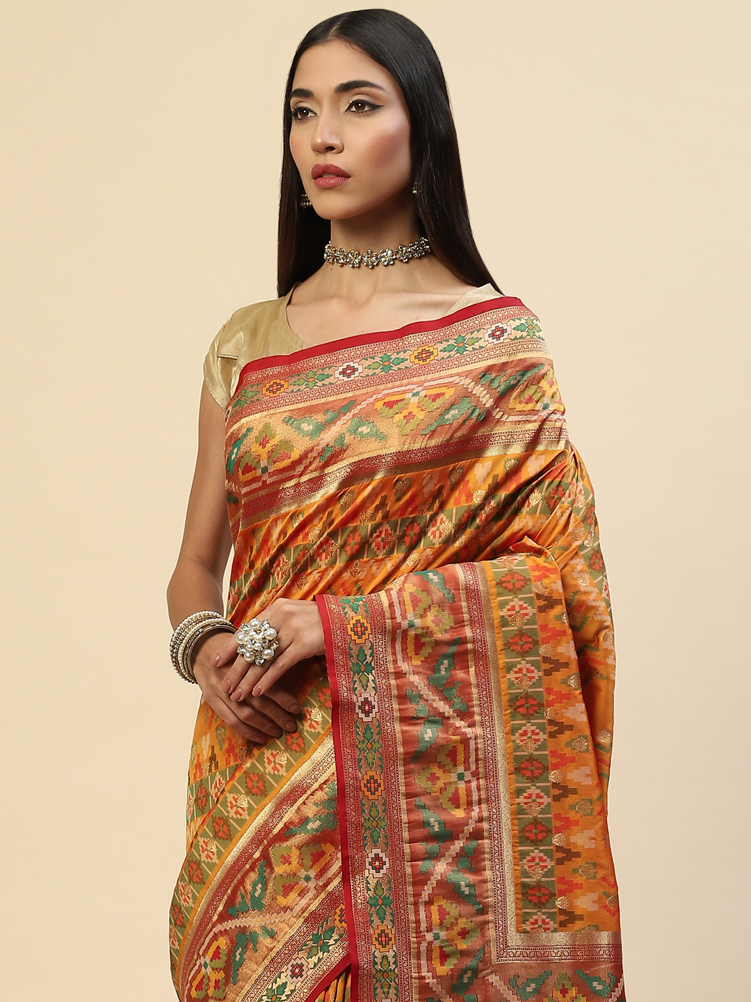 Zari Jaal Banarasi Woven Saree