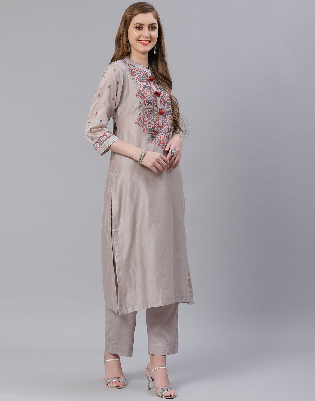 Embroidered Cotton Kurta With Pant &amp; Chanderi Dupatta