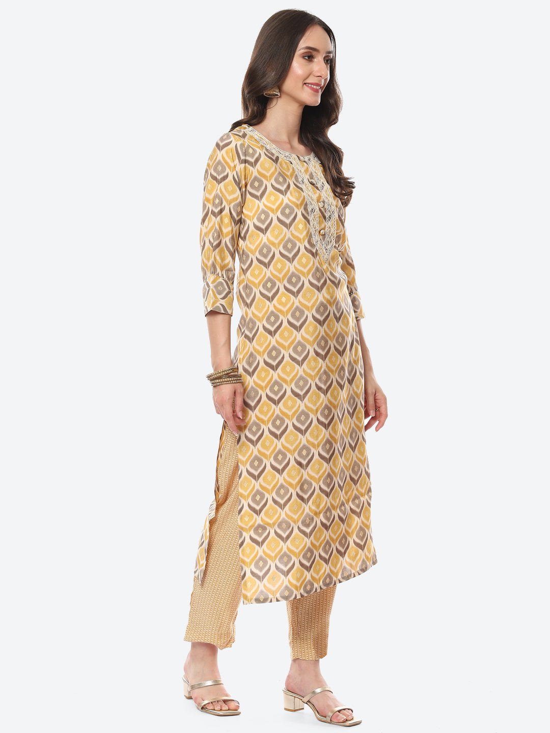 Printed Neck Embroidered Patti Chanderi Kurta With Pant