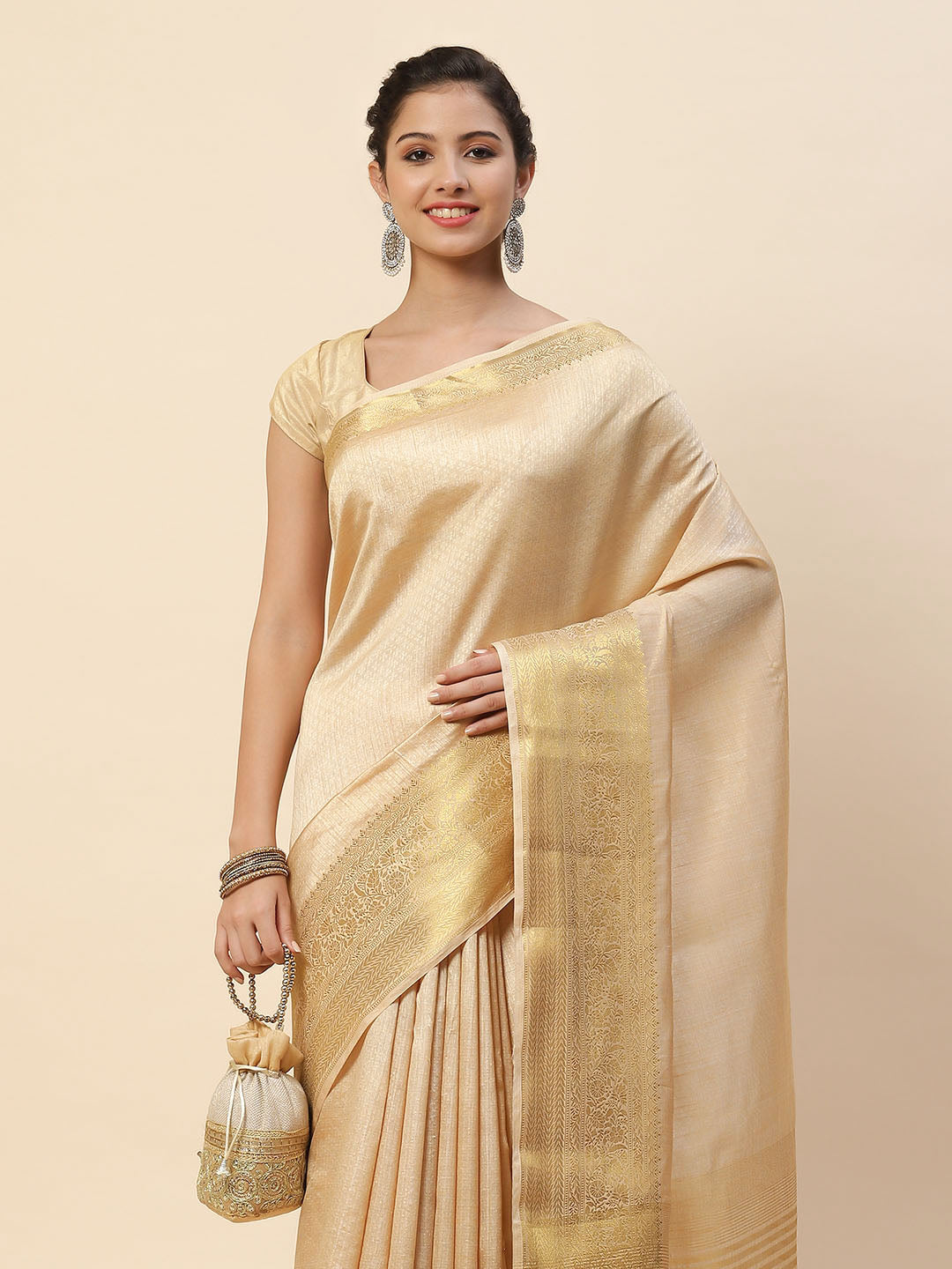Plain Zari Border Art Handloom Woven Saree