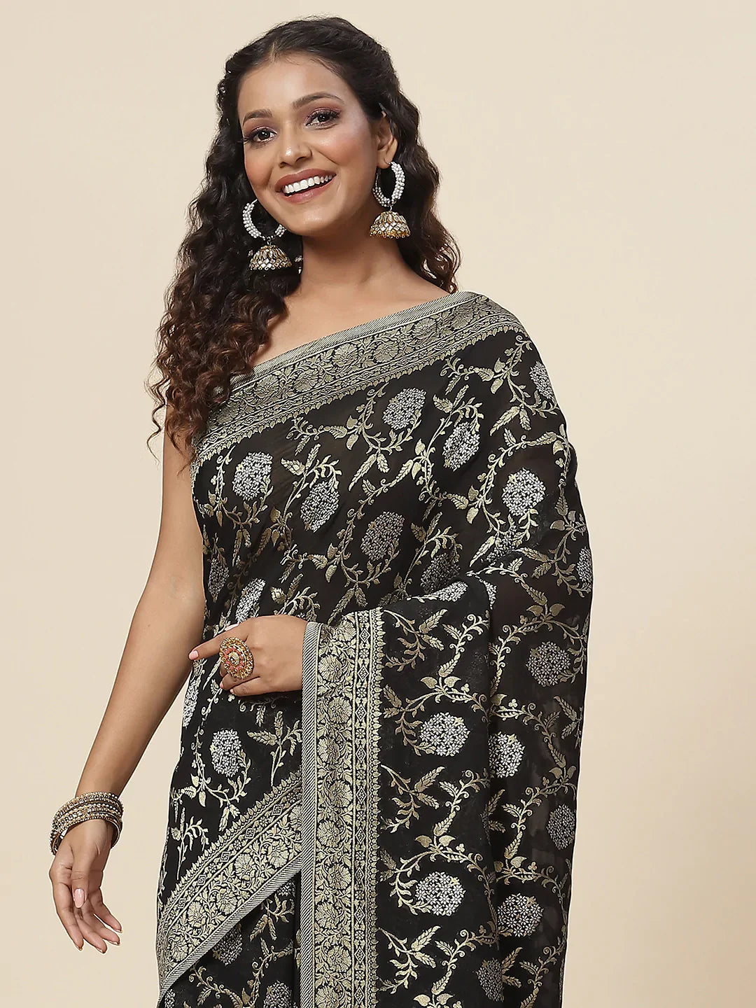 Zari Border Booti Handloom Woven Saree