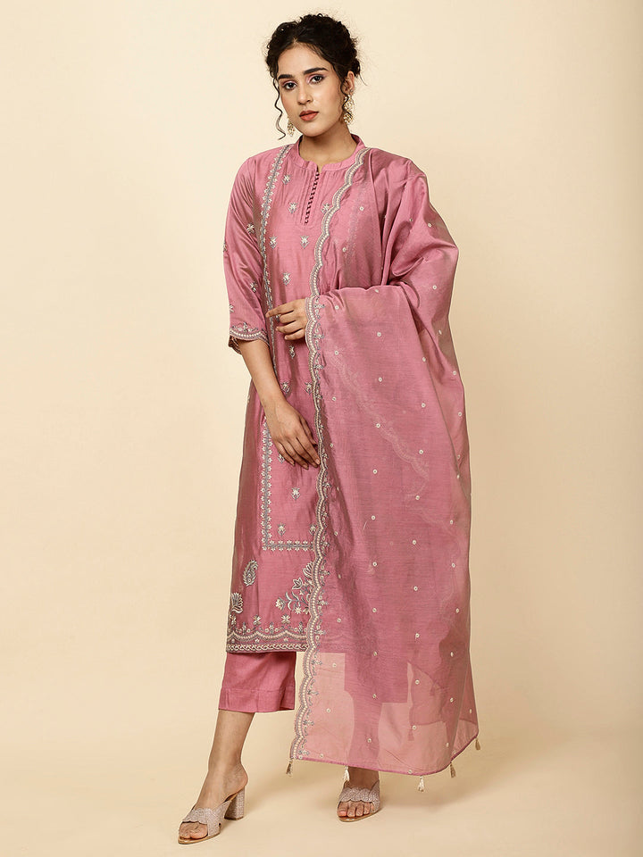 Embroidered Chanderi Kurta With Pants &amp; Dupatta