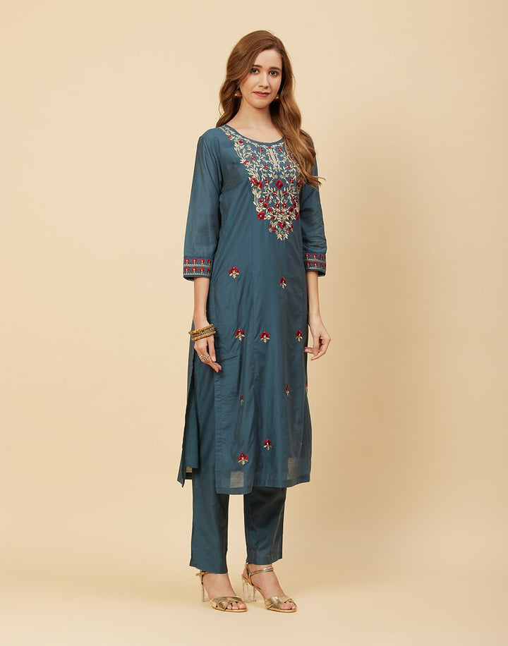 Embroidered Chanderi Kurti With Pant