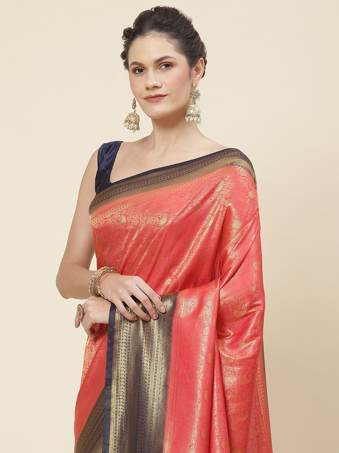 Zari Jaal Woven Handloom Saree