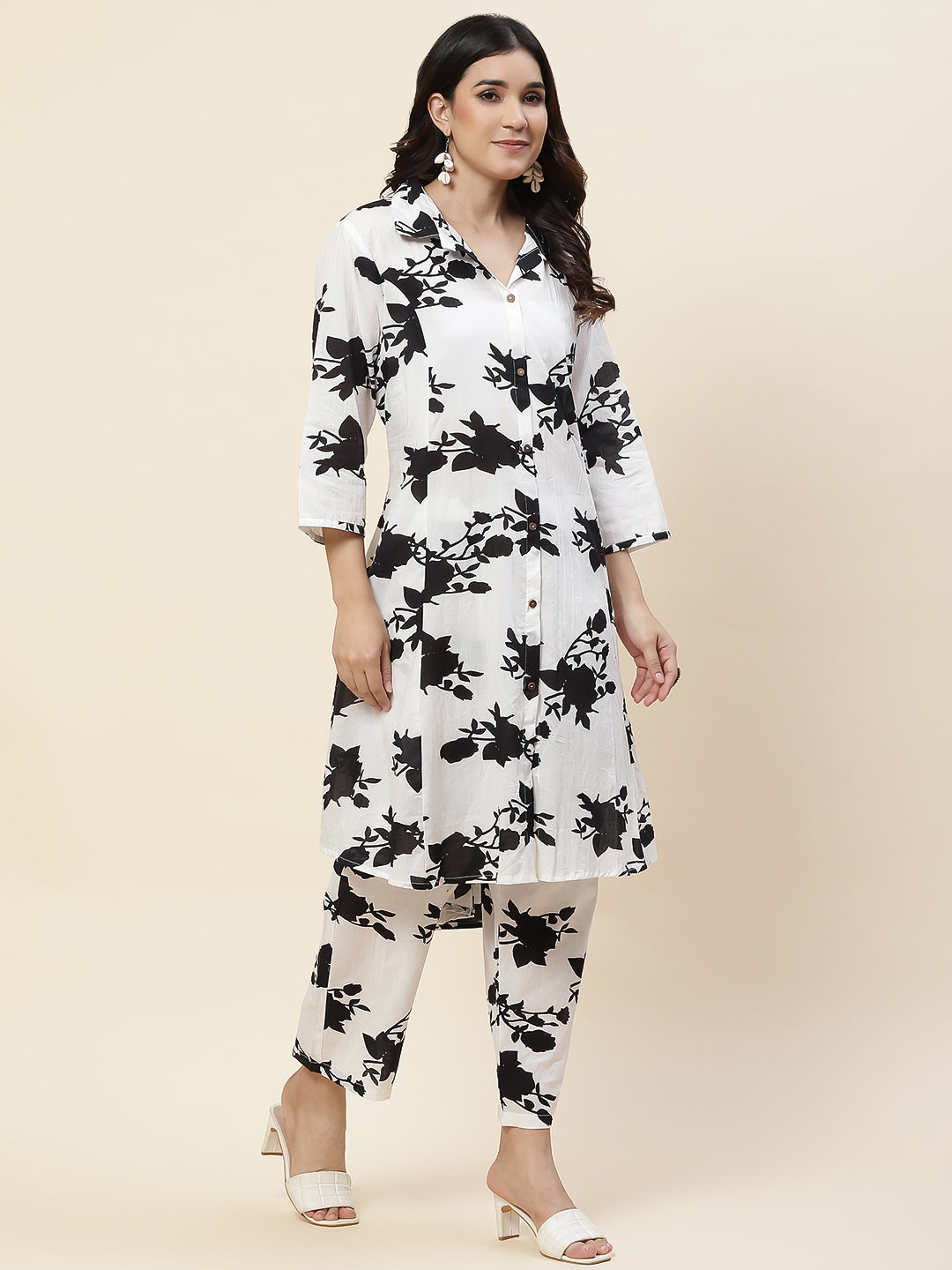 Floral Printed Cotton Kurta With Pants