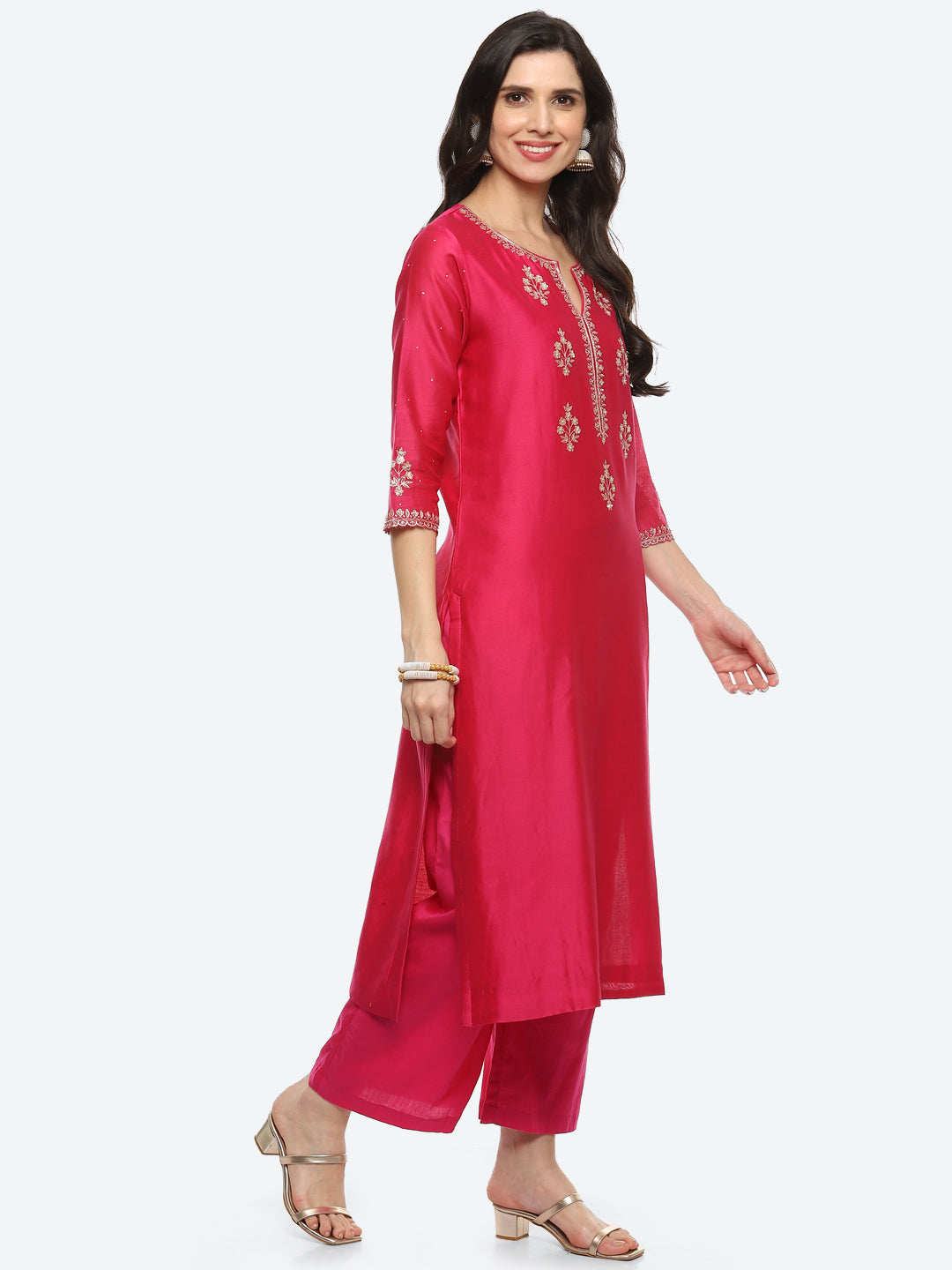 Neck Embroidered Booti Handloom Kurta With Pant