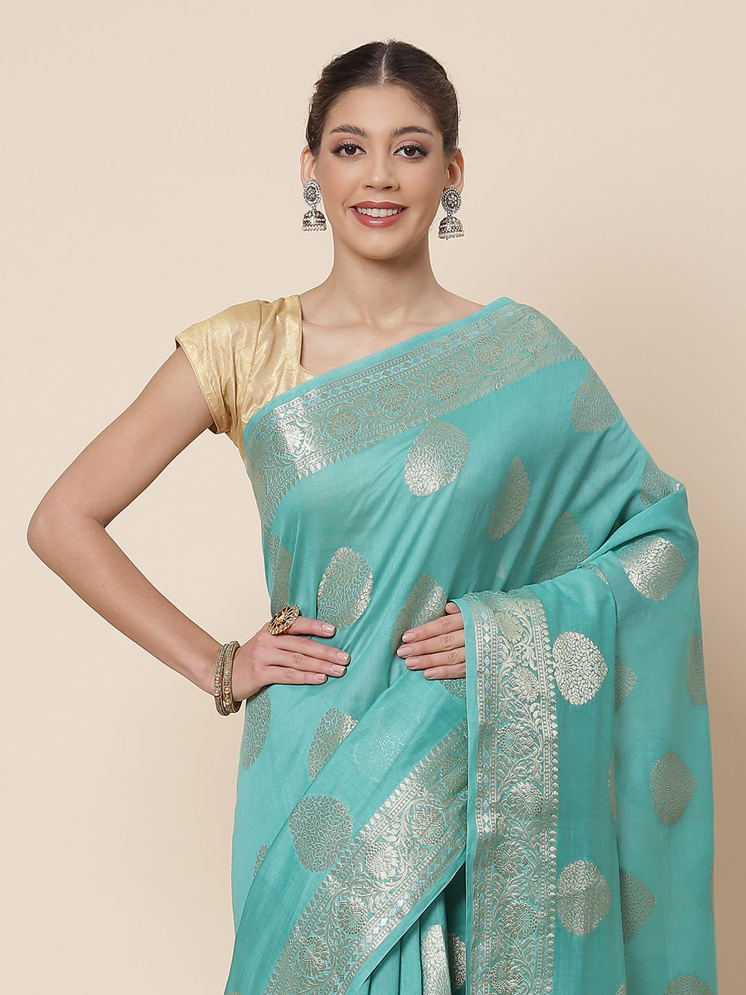 Zari Border Booti Cotton Woven Saree