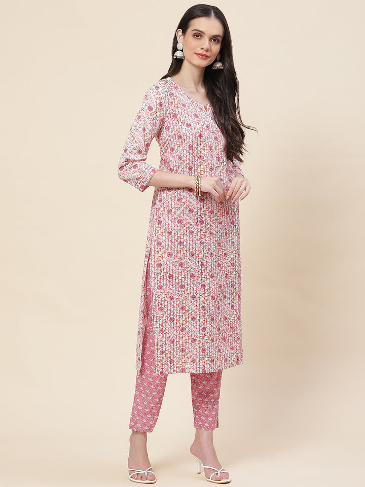 Printed Cotton Kurta With Pants
