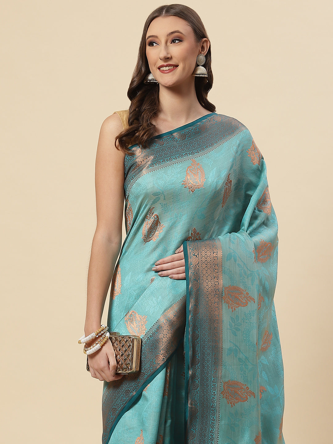 Zari Booti Handloom Woven Saree