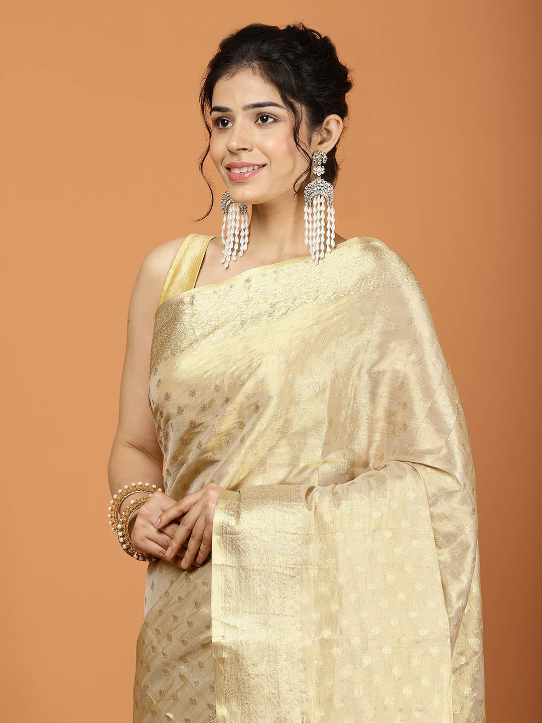 Zari Jaal Cotton Woven Saree