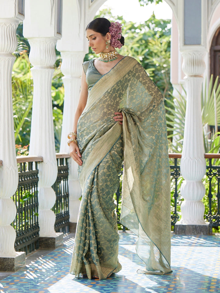 Golden Jaal Georgette Plain Saree