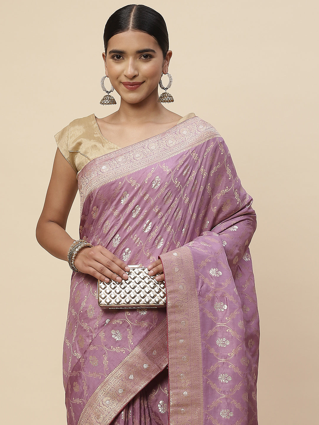 Zari Jaal Handloom Woven Saree