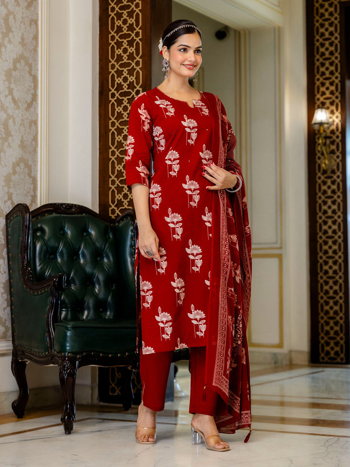 Red Cotton Blend Printed Straight Suit Set