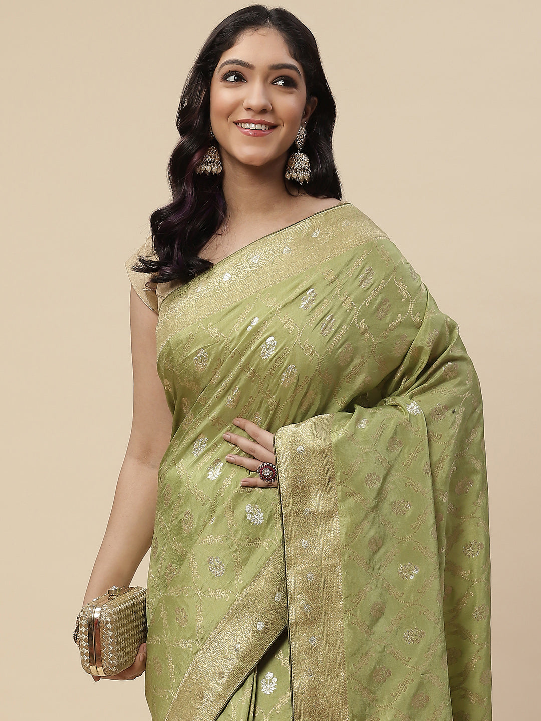 Zari Jaal Handloom Woven Saree