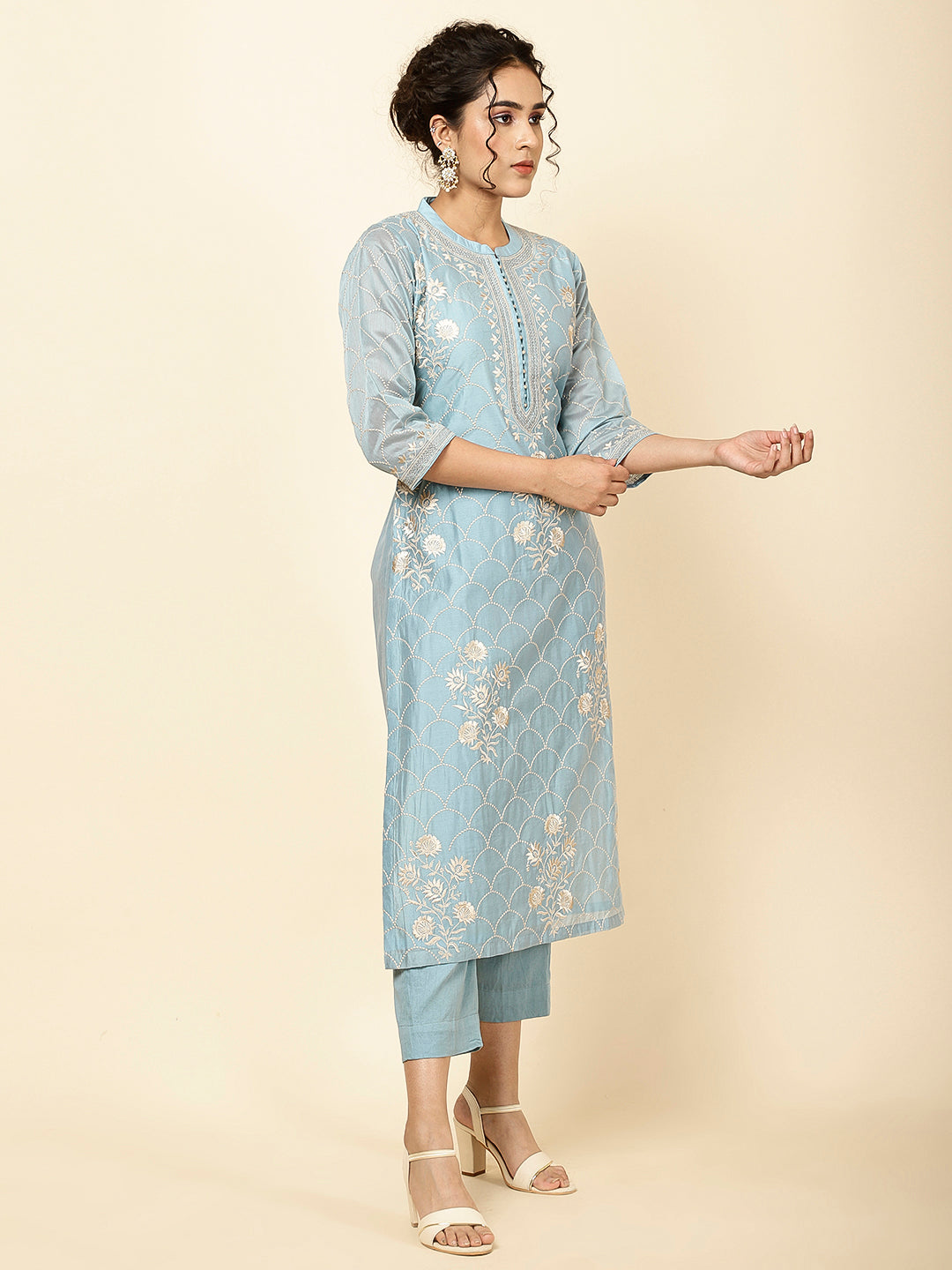 Embroidered Chanderi Kurta With Pants &amp; Dupatta