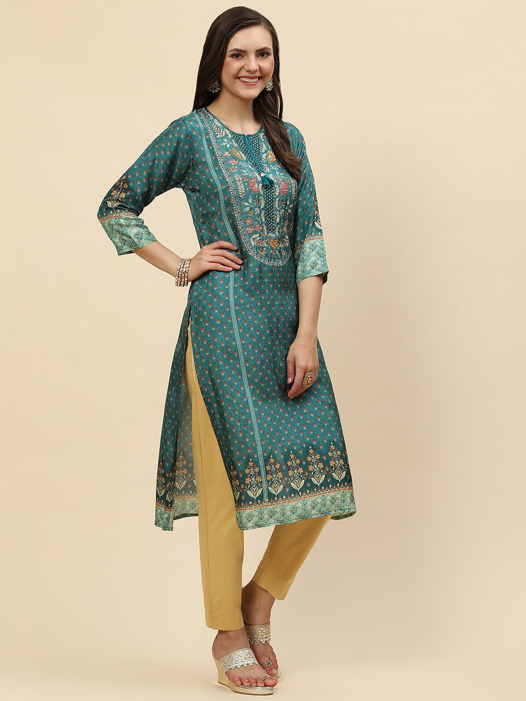 Neck Embroidered & Printed Handloom Kurta