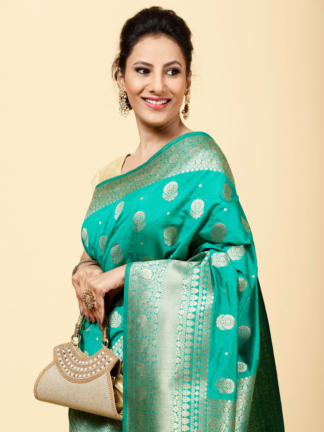 Floral Booti Handloom Woven Saree