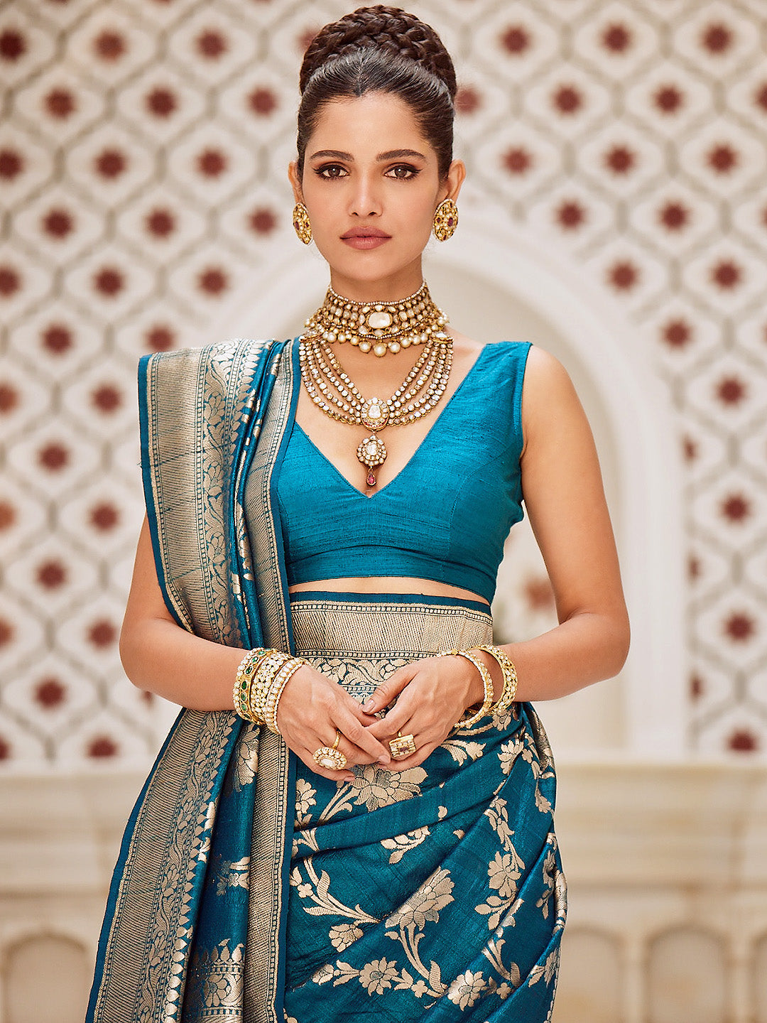 Gold Jaal Banarasi Tussar Saree