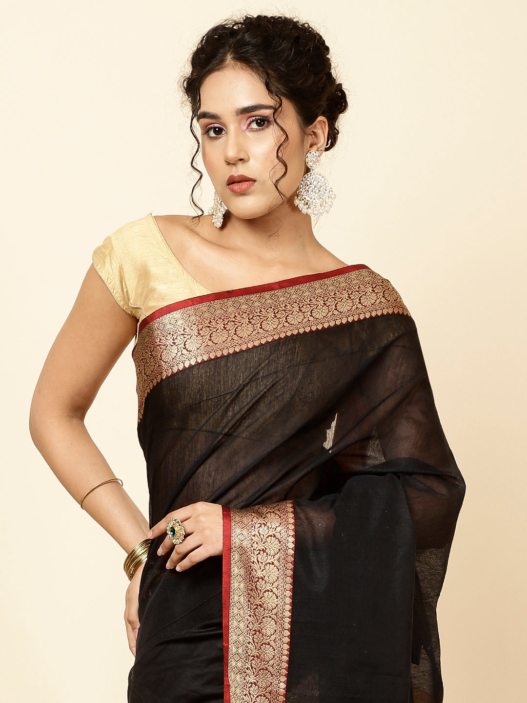 Plain Zari Border Woven Cotton Saree