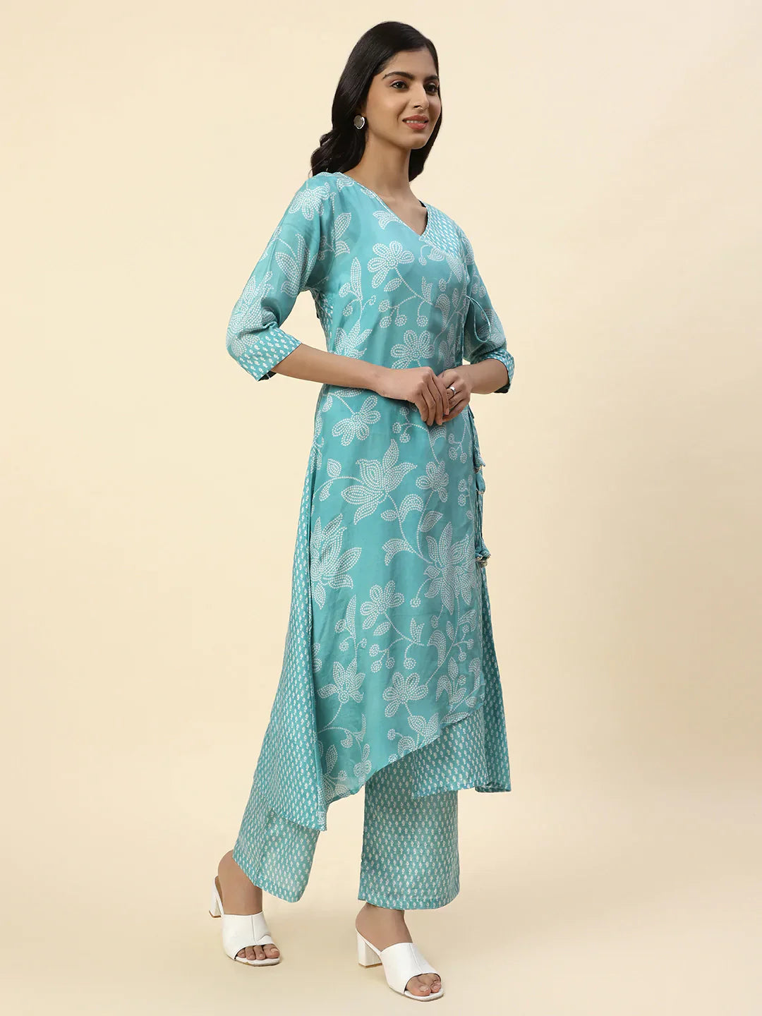 Floral Printed Muslin Kurta With Pants