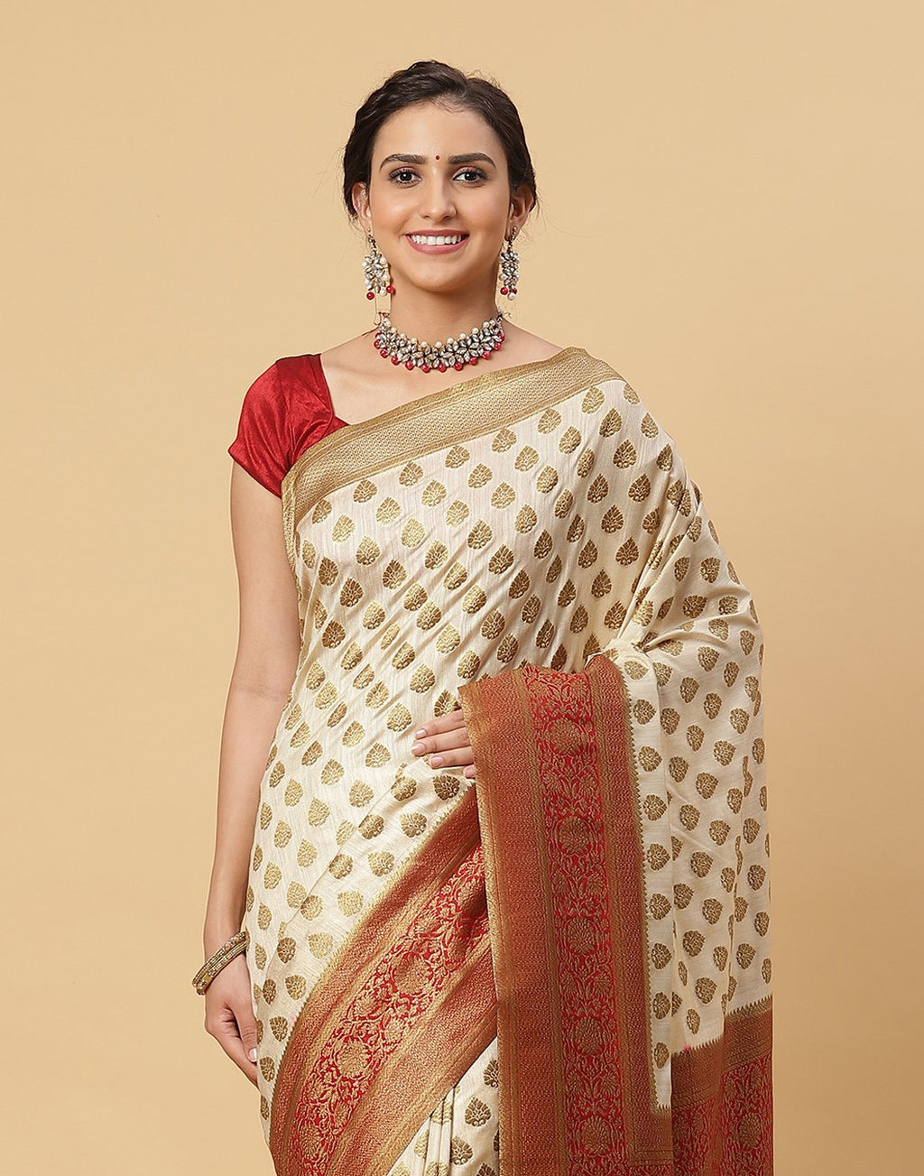 Woven Art Handloom Saree With Zari Booti Border