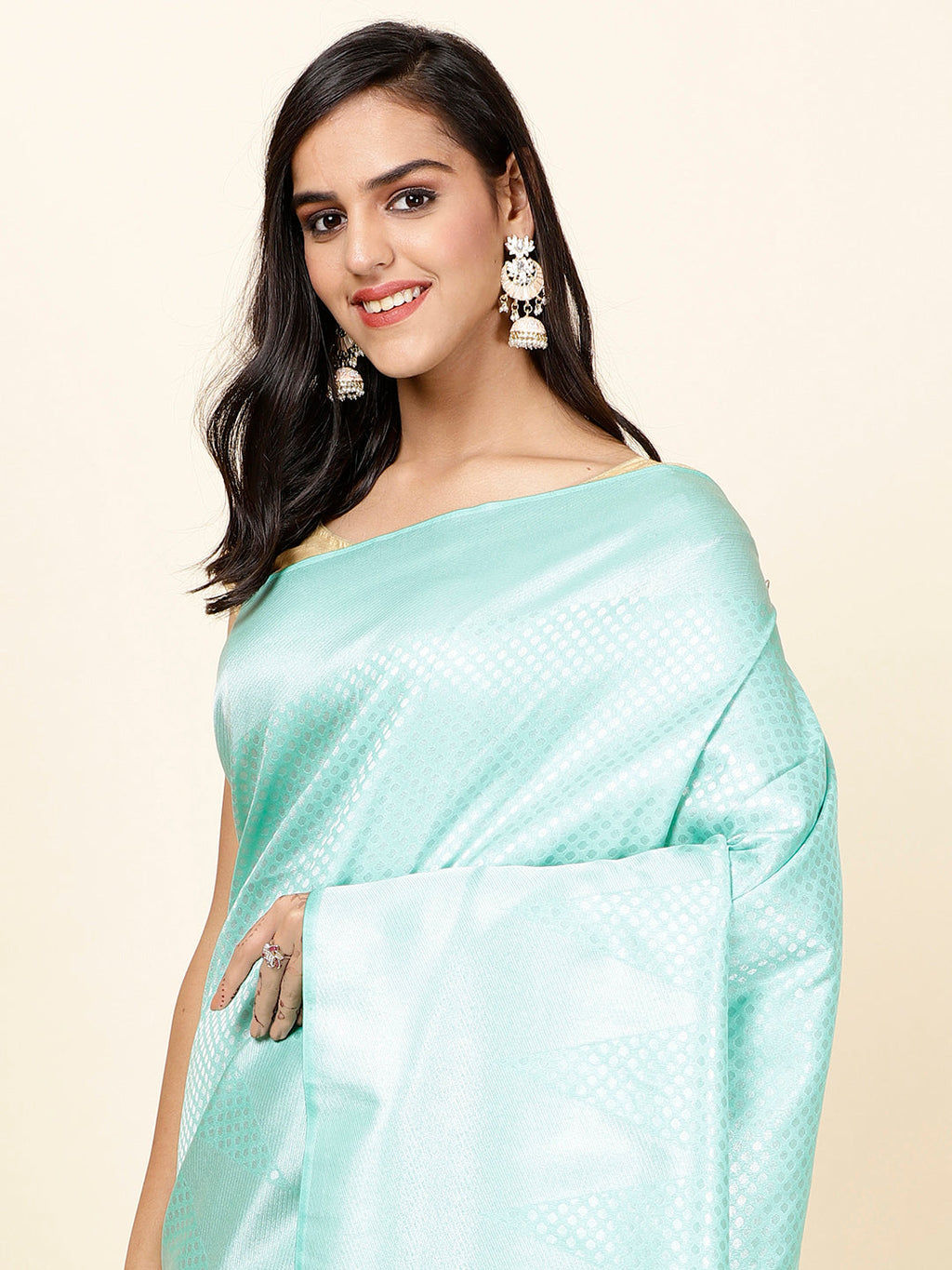 Plain Zari Border Woven Handloom Saree
