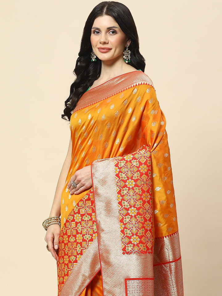 Zari Booti Woven Art Silk Banarsi Saree