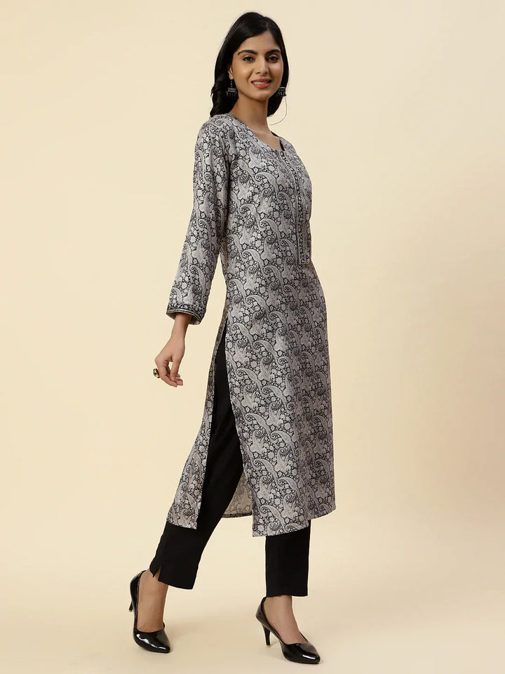 Printed Pashmina Kurta With Pants
