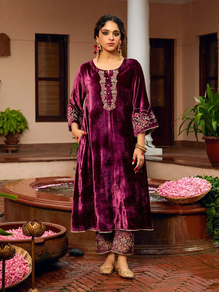 Embroidered Velvet Kurta With Pant &amp; Dupatta