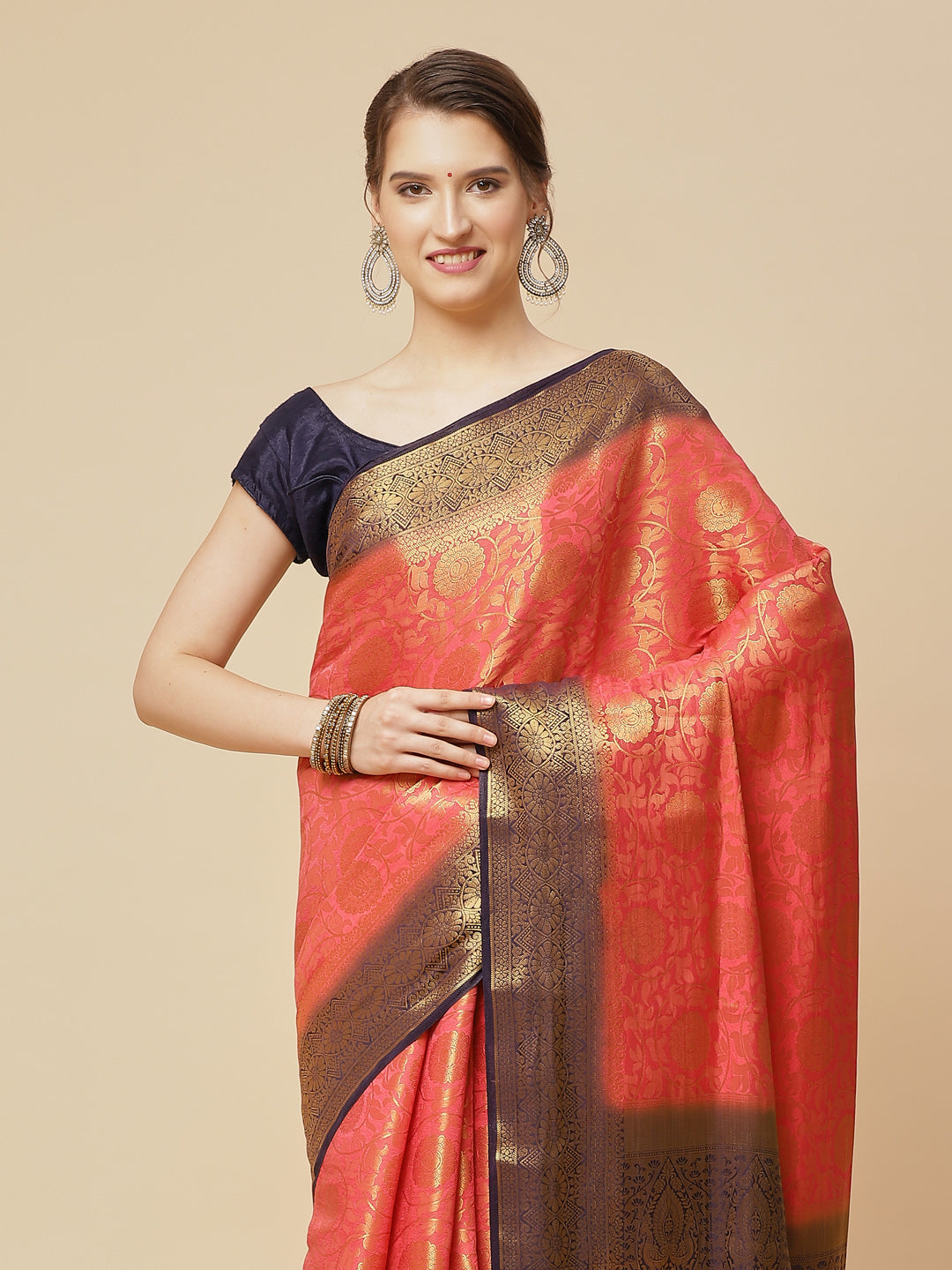 Zari Jaal Art Handloom Woven Saree