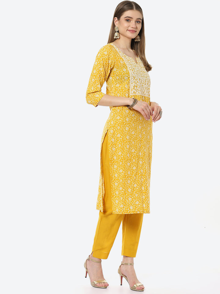 Resham Work Printed Chanderi Kurta With Pant