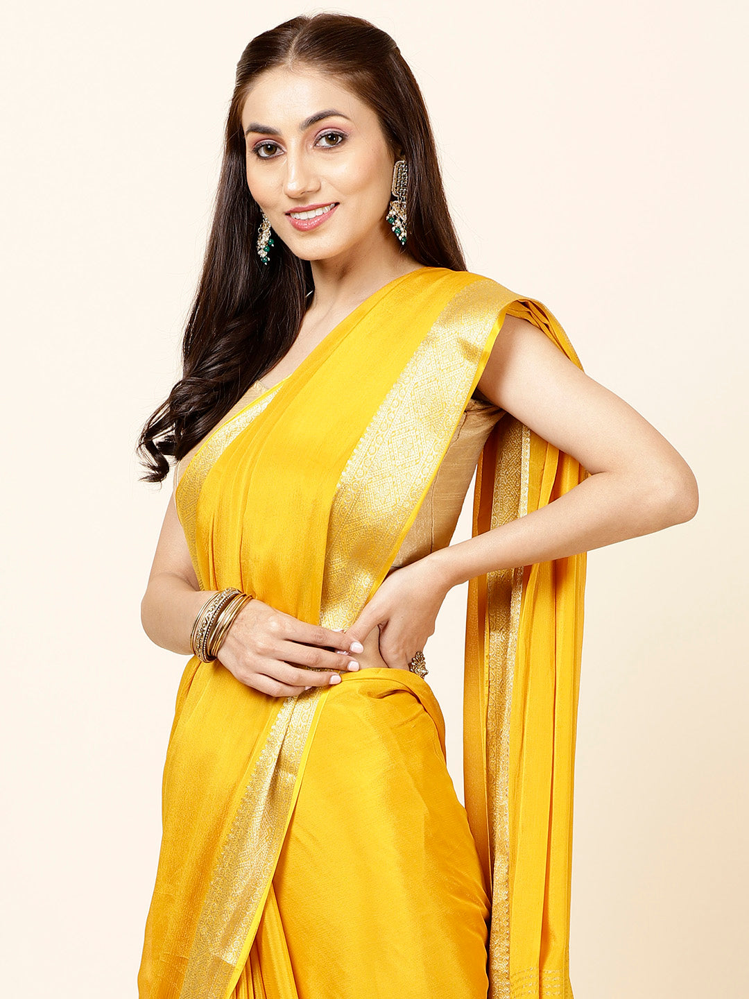Zari Border Plain Crepe Saree