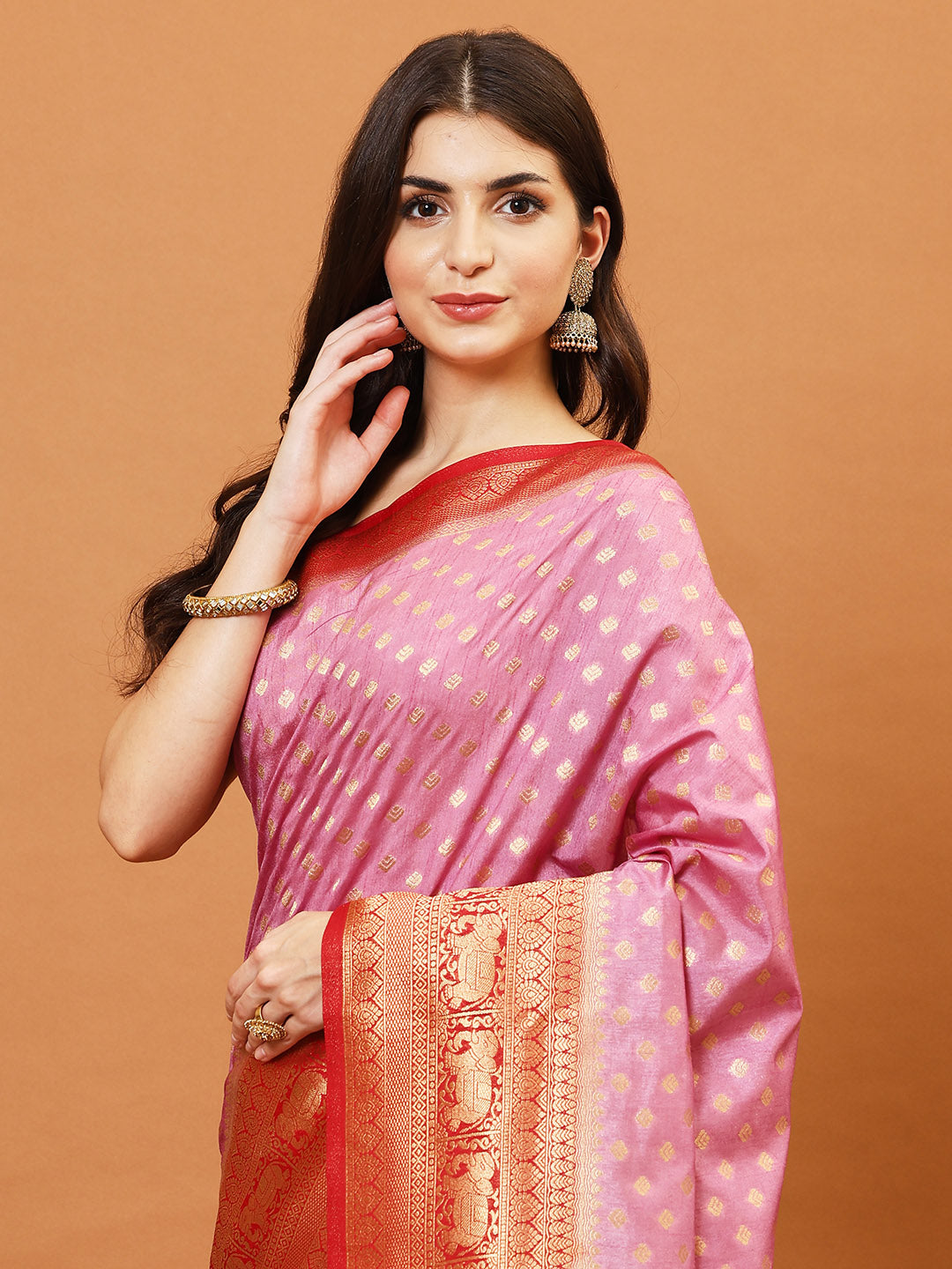Zari Border Booti Handloom Woven Saree