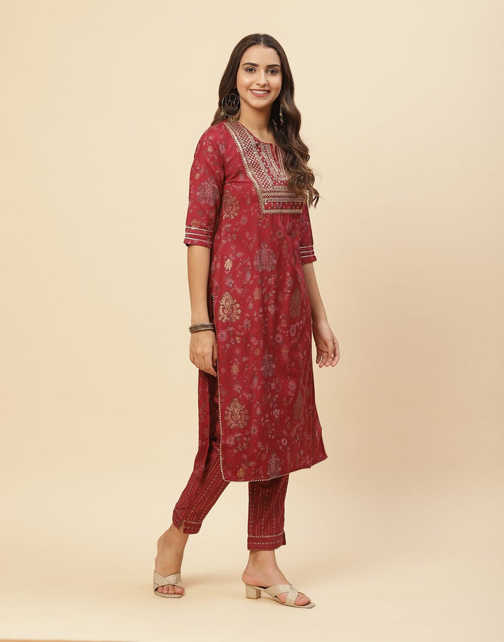 Embroidered Cotton Kurti With Pant