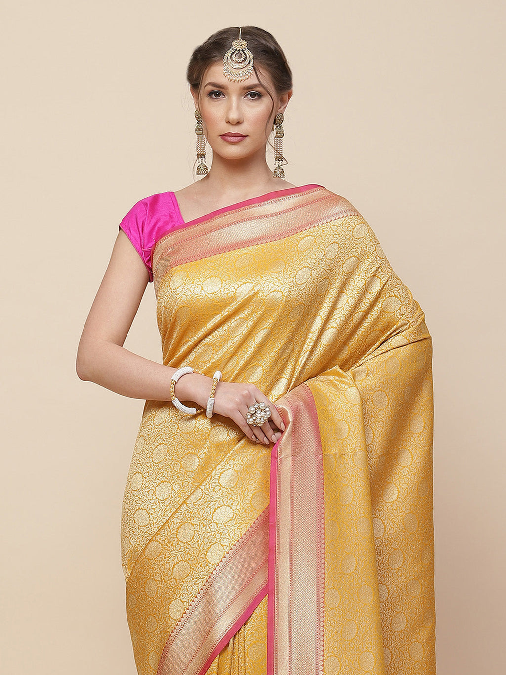 Zari Jaal Banarasi Woven Saree