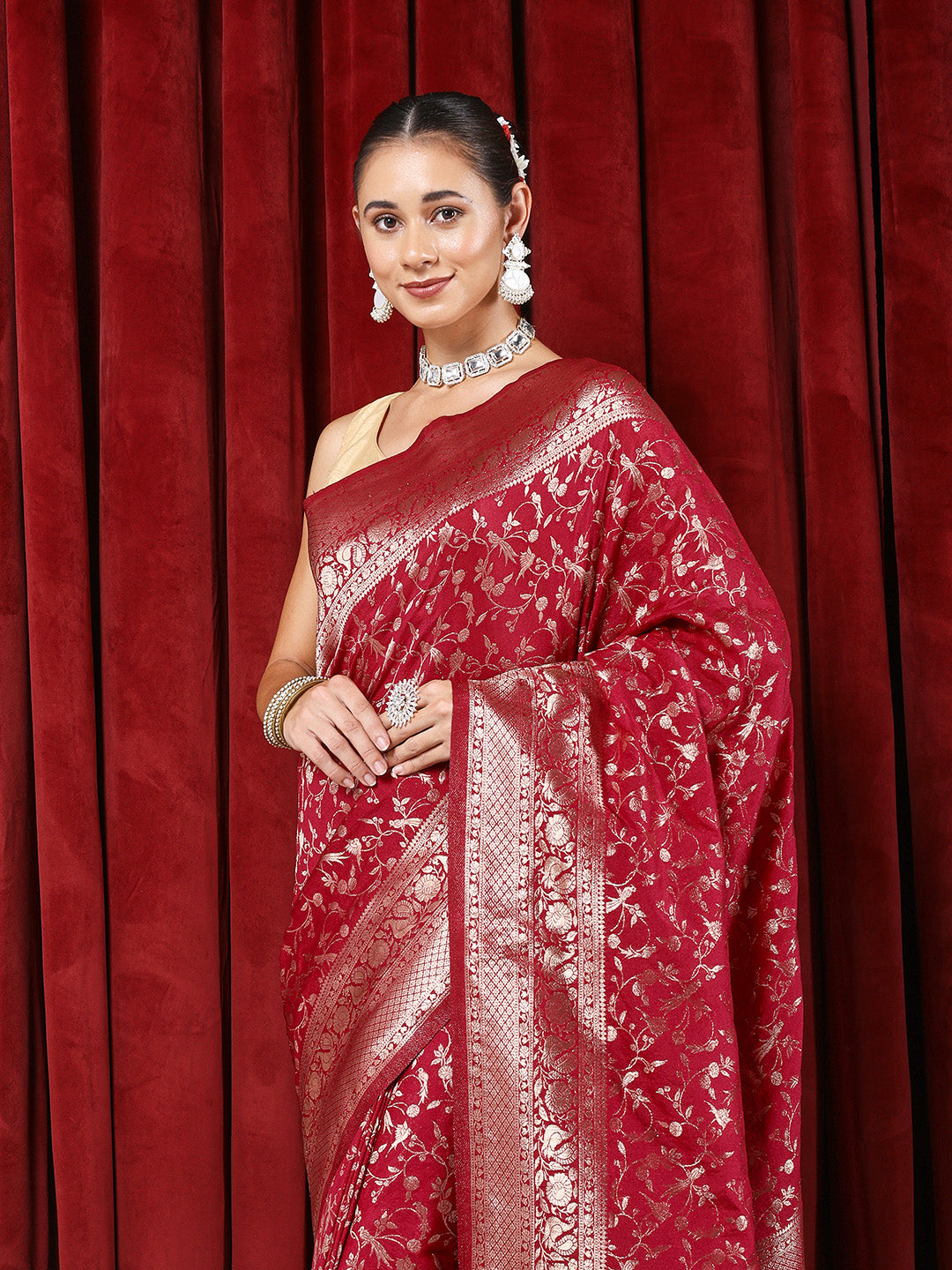 Zaari Jaal Woven Crepe Saree