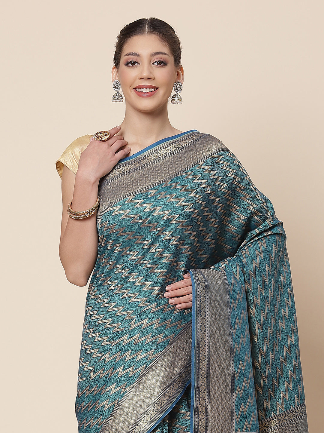 Zari Jaal Cotton Woven Saree