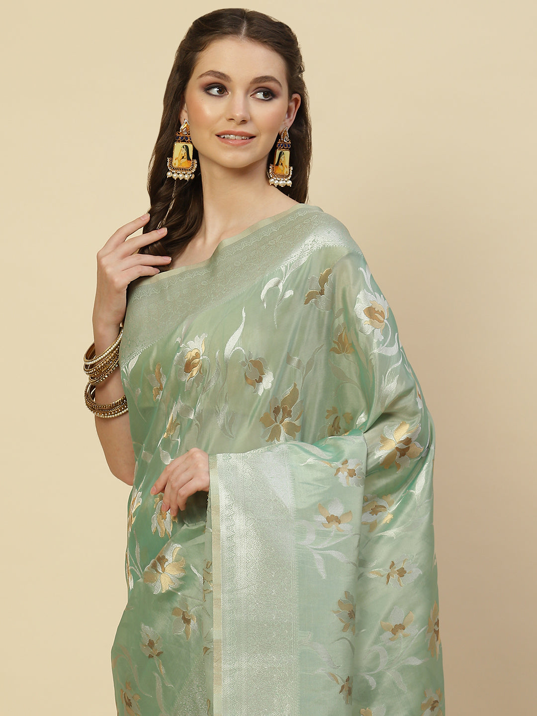 Floral Zari Jaal Organza Woven Saree
