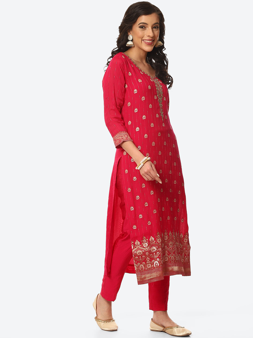 Zari Neck Embroidered Booti Border Kurta With Pant &amp; Dupatta