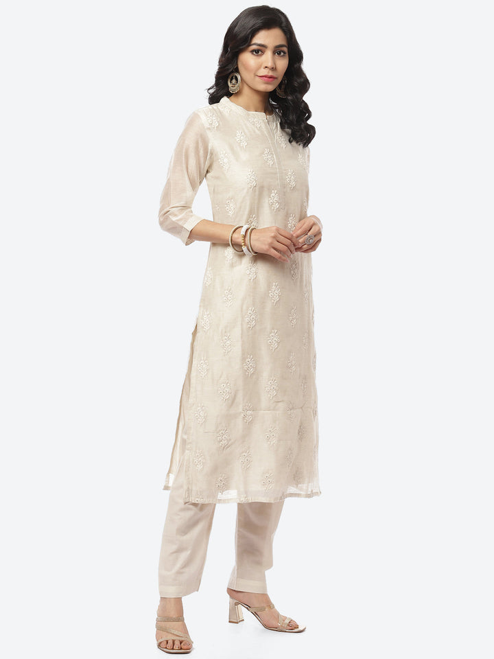 Resham Booti Cotton Stitched Salwar Kameez With Printed Cotton Dupatta