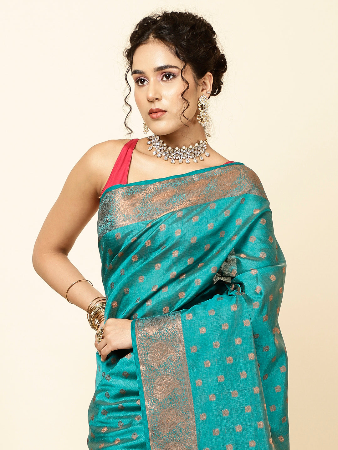 Zari Border Woven Handloom Saree