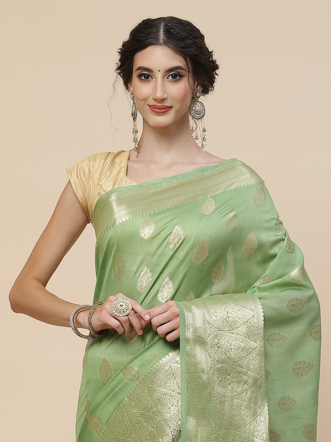 Zari Border Booti Cotton Woven Saree