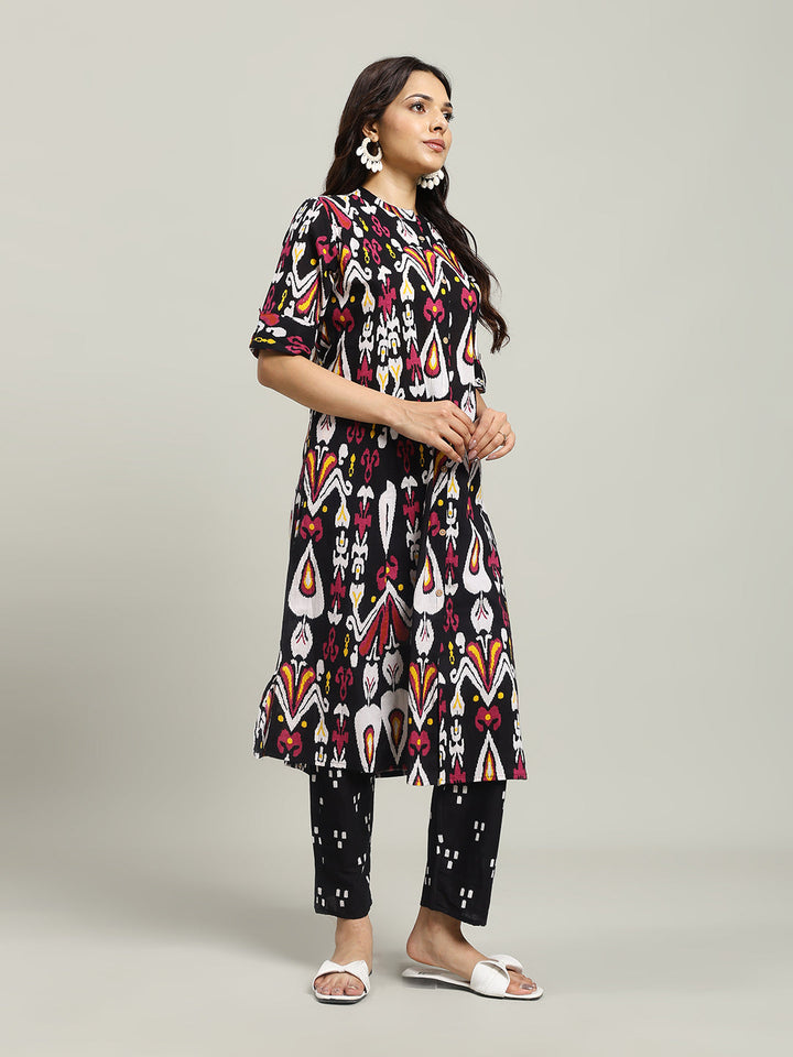 Printed Cotton Blend Kurta With Pants