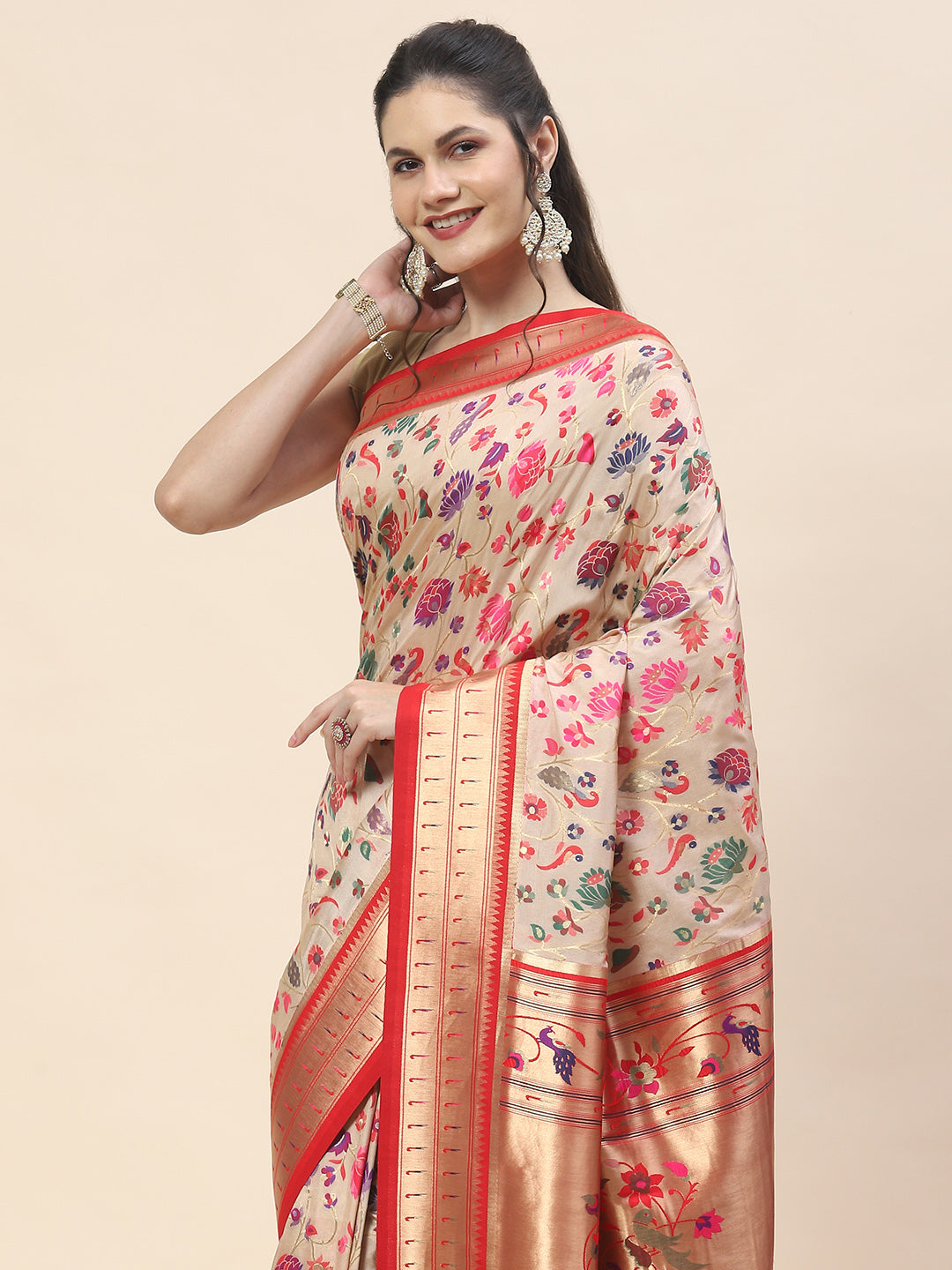 Zari Jaal Woven Handloom Saree