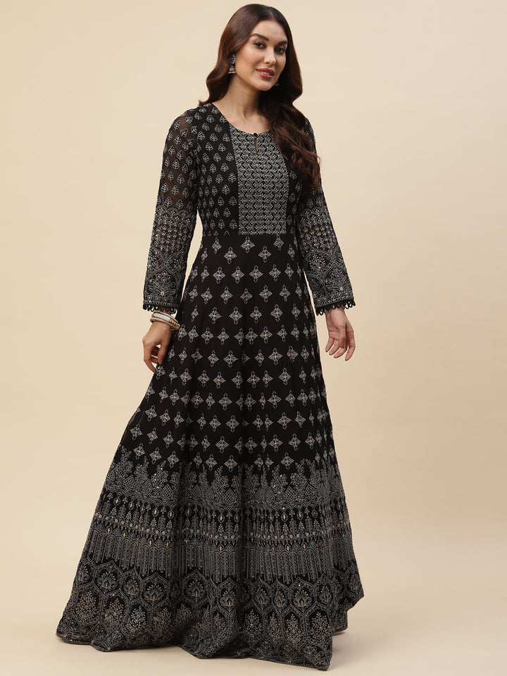 Resham Jaal Georgette Kurta With Churidar &amp; Dupatta