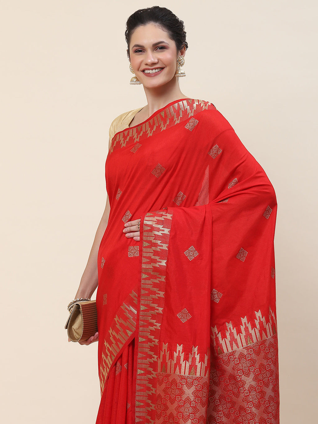 Zari Border Woven Handloom Saree