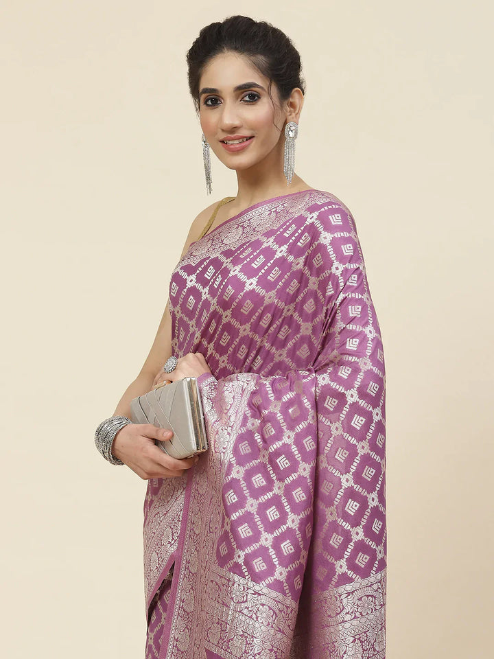 Zari Jaal Crepe Plain Saree