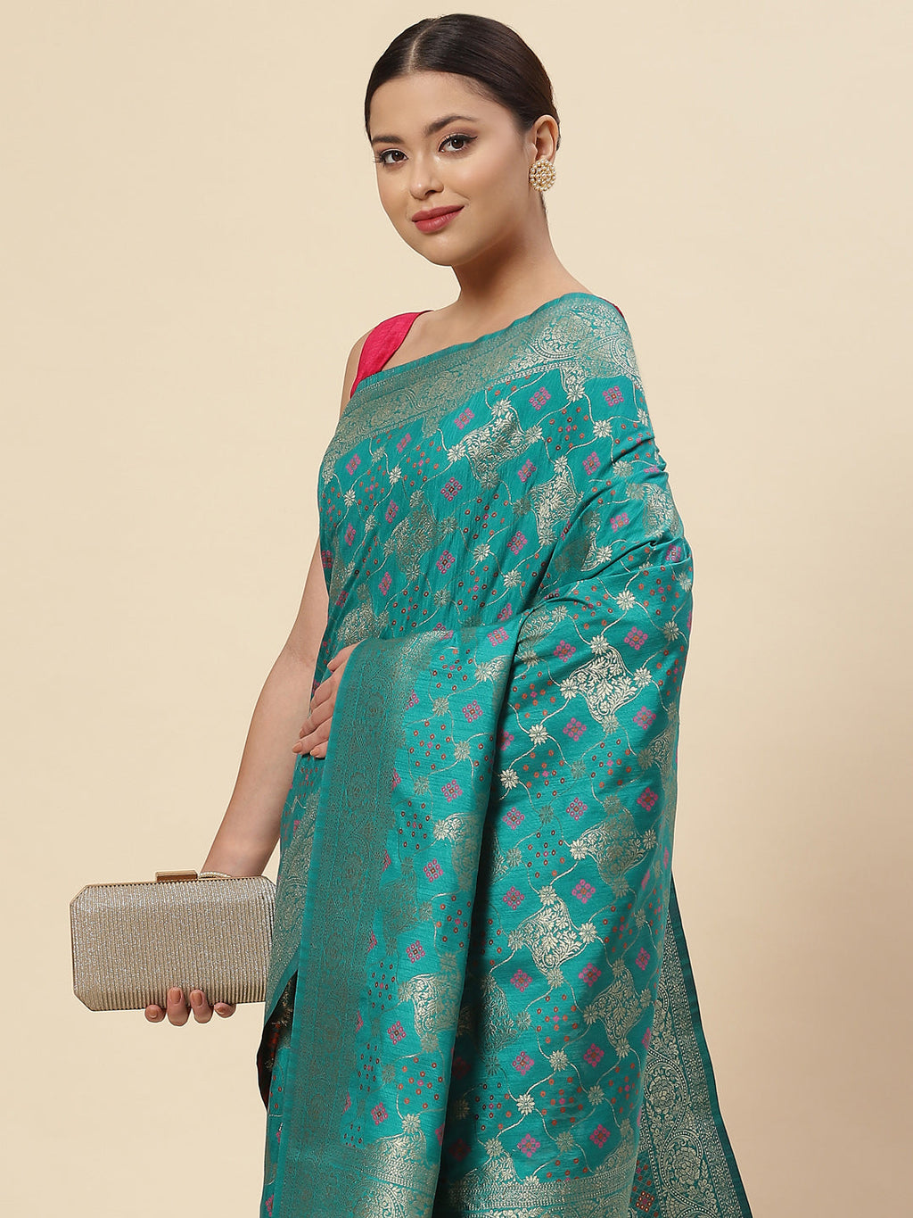 Zari Jaal Handloom Woven Saree