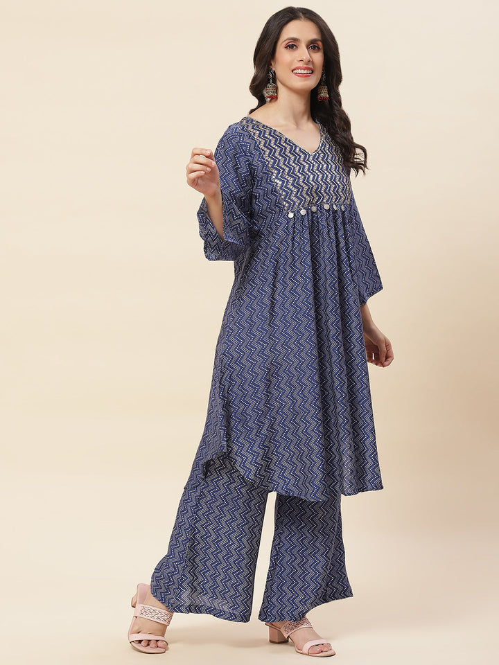 Printed &amp; Neck Embroidered Muslin Kurta With Pants